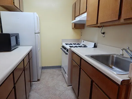 Rented by Brown Harris Stevens | media 25