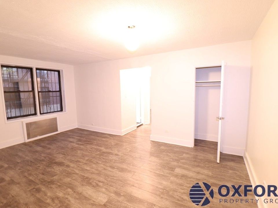 1st image of 132-70 Sanford Ave #1A