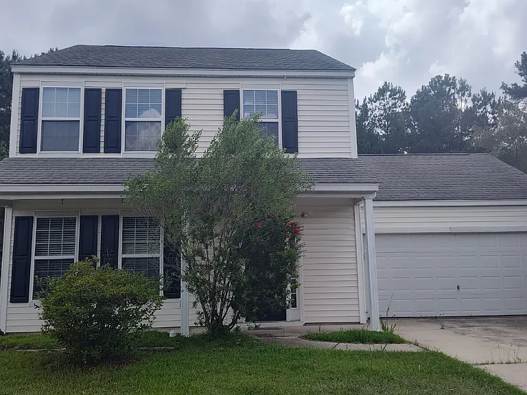 9 Old Bridge Dr — Photo 1