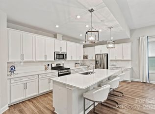 12508 Old Iron Ln, Charlotte, NC 28215