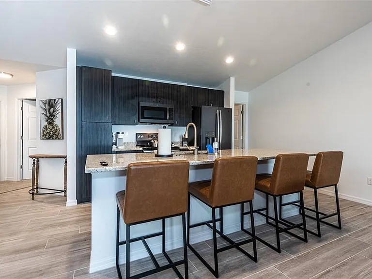 215 Lewis Cir #112 — Photo 7