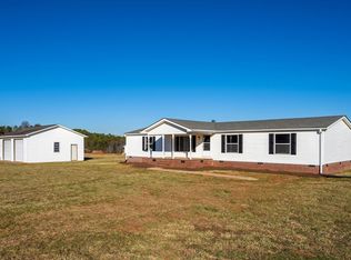 100 Oak Grove Dr, Norris, SC 29667