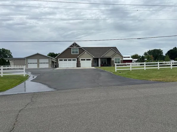 3900 E Lattin Rd, West Richland, WA 99353