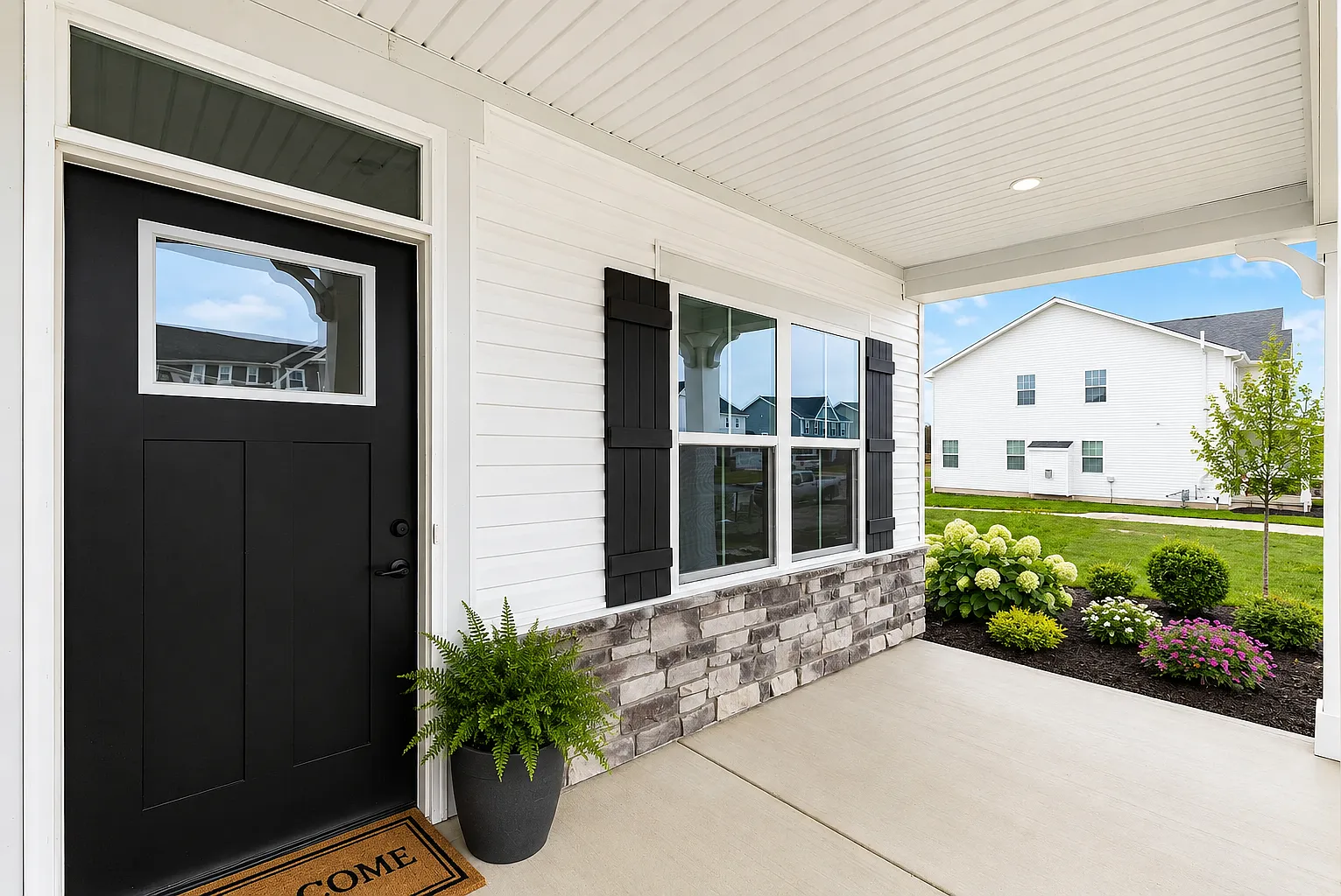 5 bed, 3750 sqft, $3,499 — Photo 2