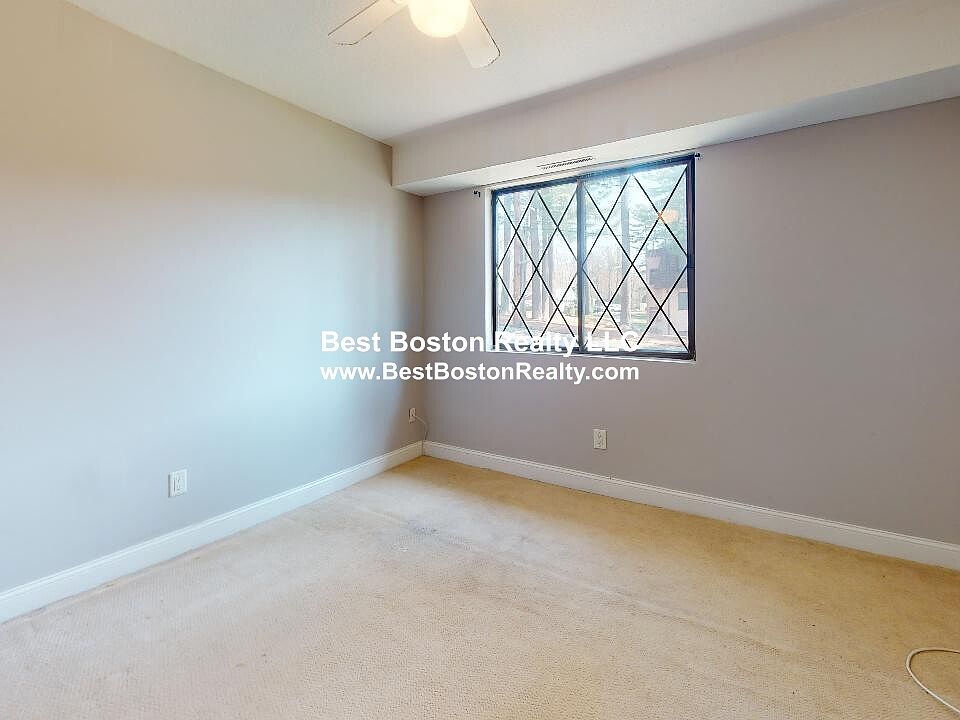 6 Greenbriar Dr APT 210, North Reading, MA 01864 Zillow