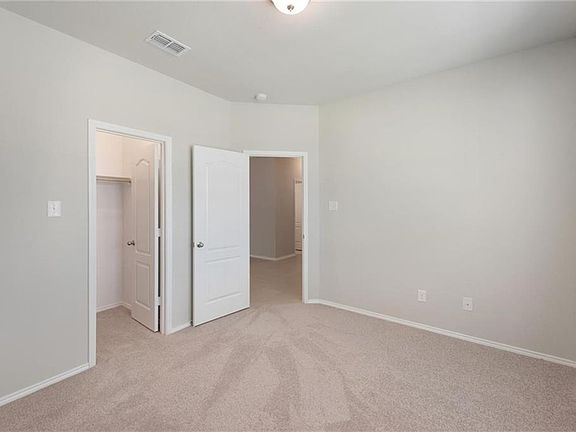 5th image of 1625 Hinckley Ave