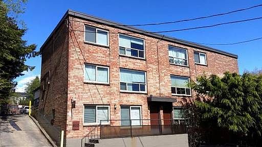1st image of 610 Highland Dr #17499705