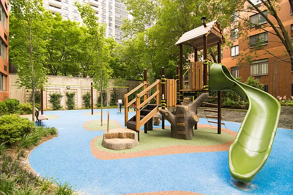 Rented by Douglas Elliman | media 13