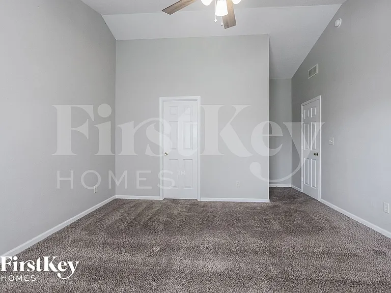 7222 Mars Dr — Photo 6