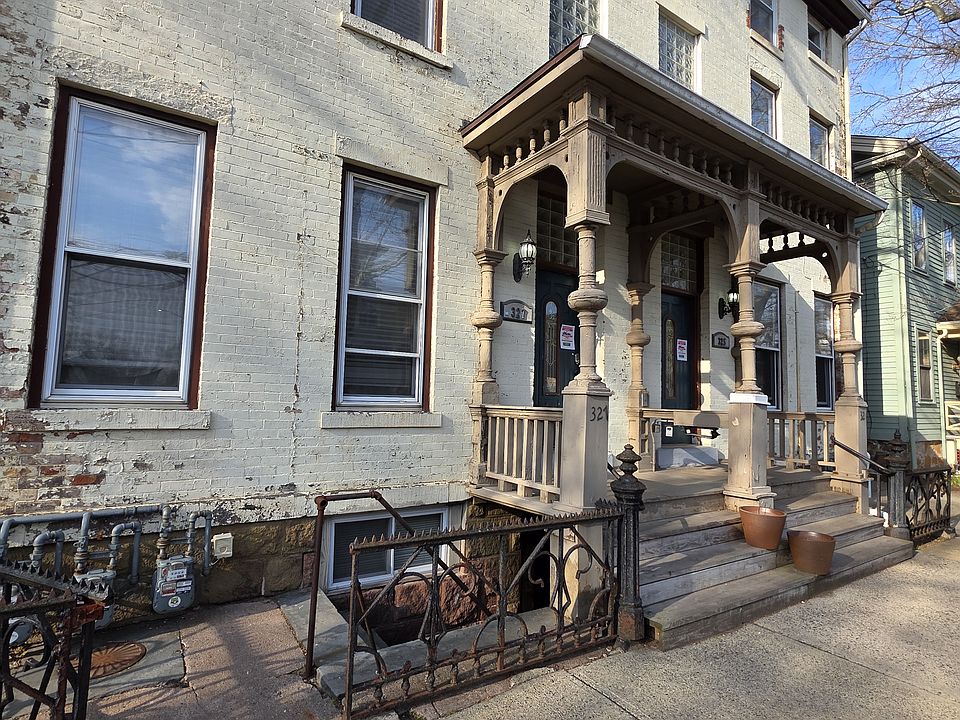 1st image of 325 Saint John St Unit D