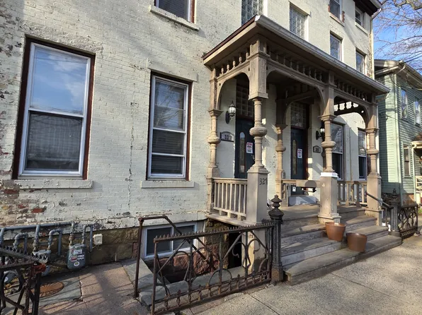 325 Saint John St Unit D, New Haven, CT 06511