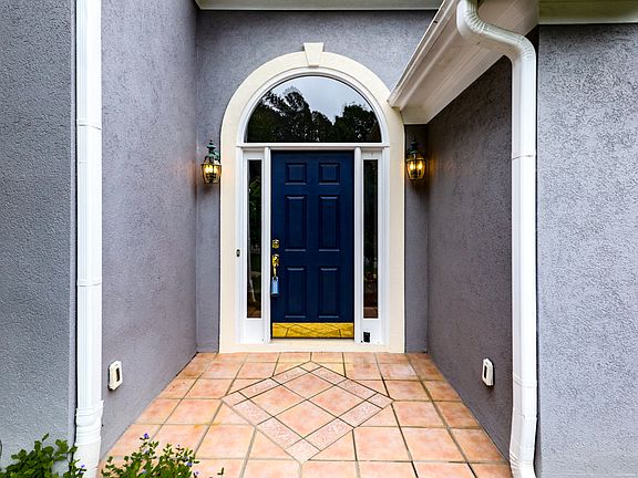2nd image of 7005 Hampshire Ct