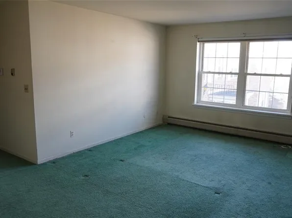 364 E Ridgewood Ave APT 8, Ridgewood, NJ 07450