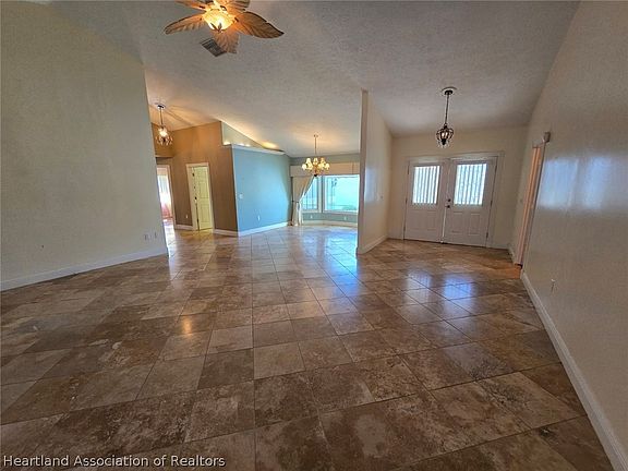 5th image of 2922 Wynstone Dr