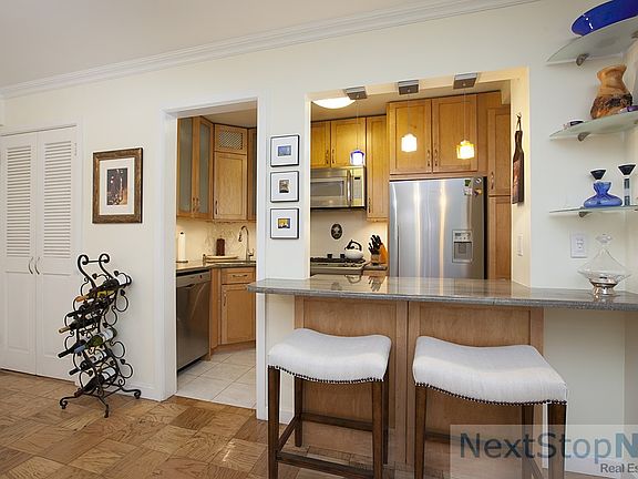 5th image of 333 E 55th St APT 5E