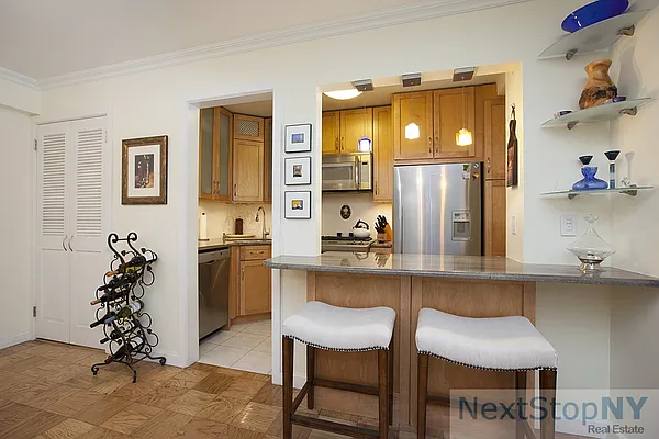 Sold by NextStopNY | media 5