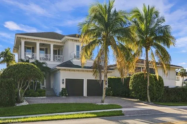 9222 Vanderbilt Dr