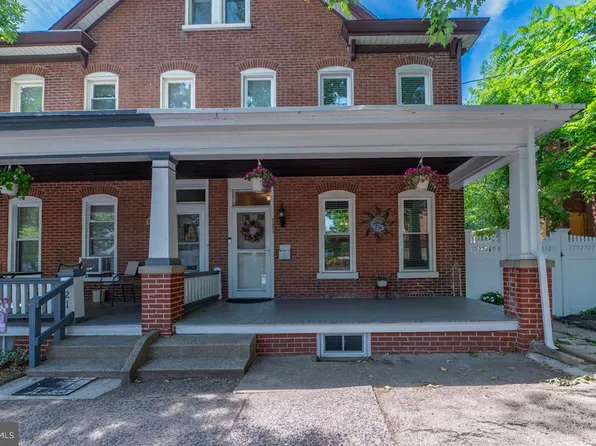723 N Charlotte St, Pottstown, PA 19464