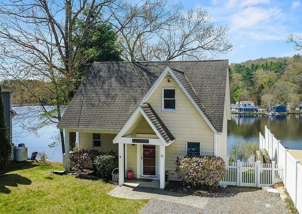 1st image of 11 Shore Dr