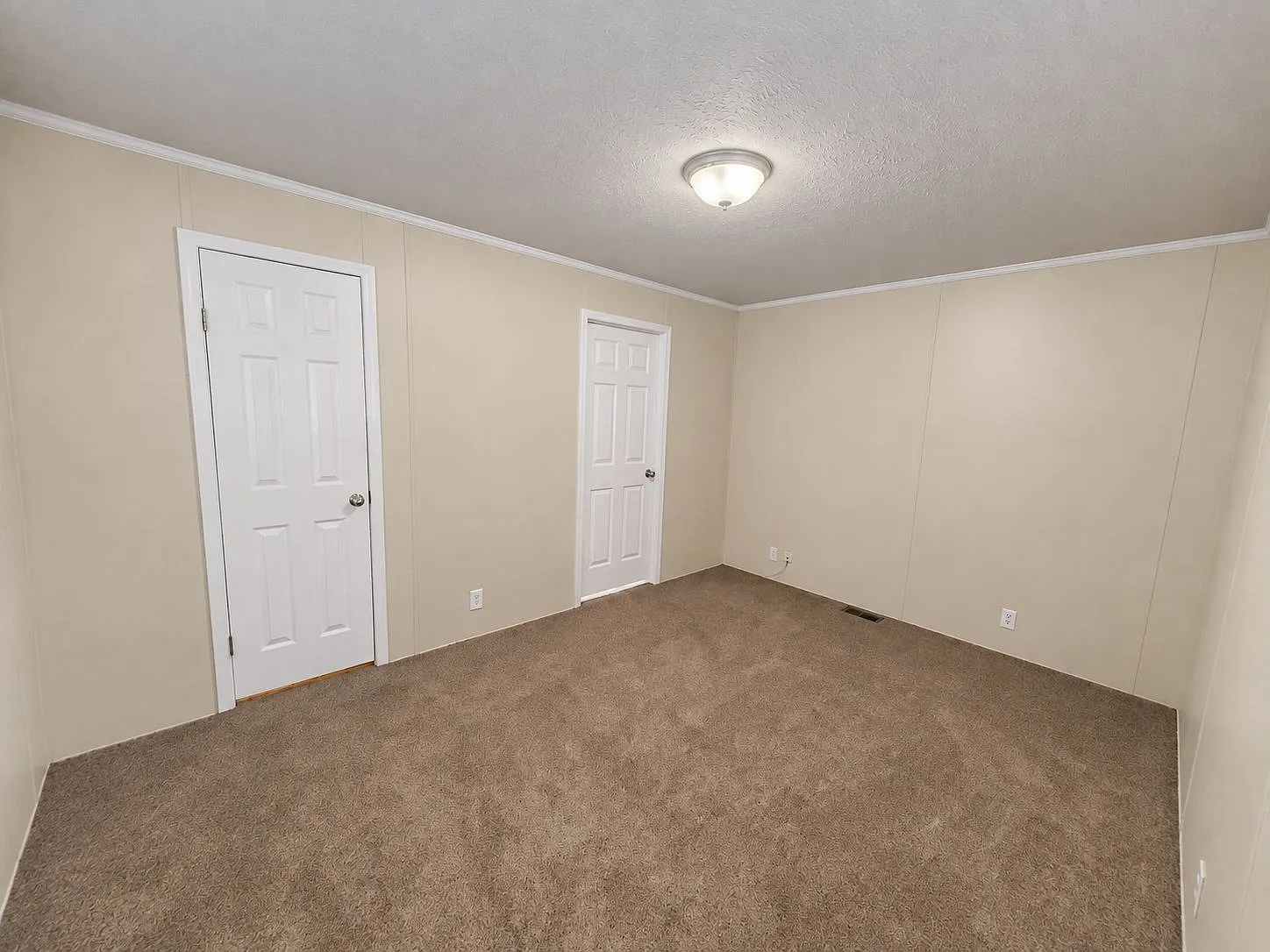 Pay No Rent Until Nov. 1st — Photo 4