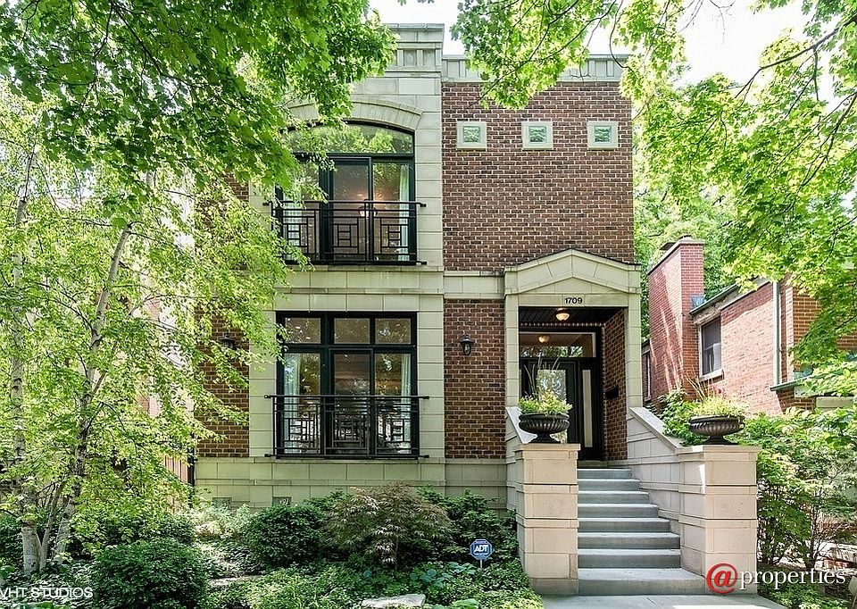 1709 W. Rosehill