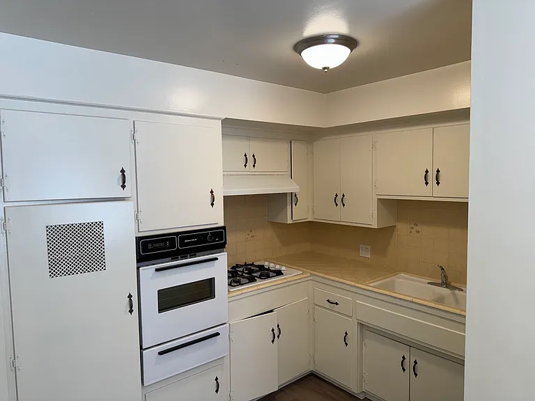 149 Diamond St #C — Photo 2