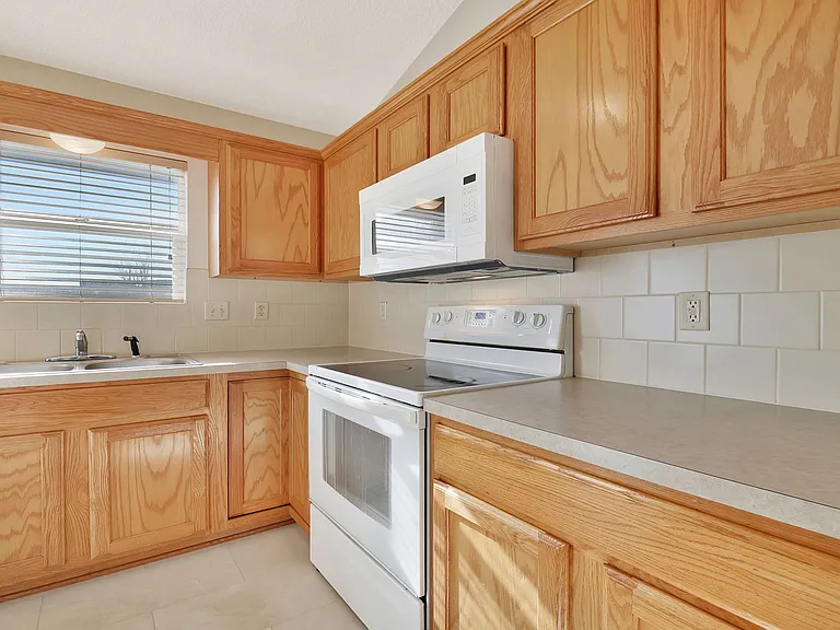 221 S Maize Rd #32 — Photo 13