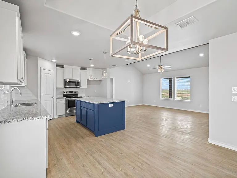 8907 N County Road 3200 — Photo 11