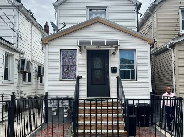 11645 146th Street, Jamaica, NY 11436
