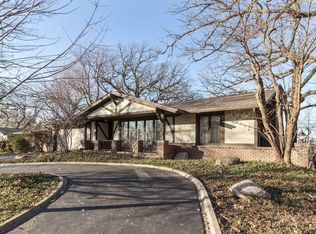 3411 Skyline Dr, Des Moines, IA 50310