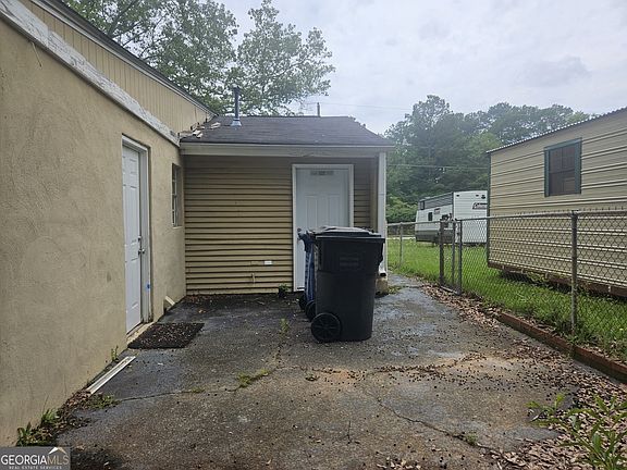 5th image of 501 Ridgecrest Dr