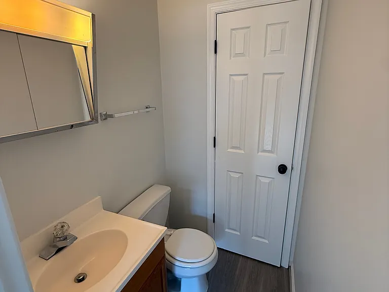 22028 Oxford Court — Photo 8