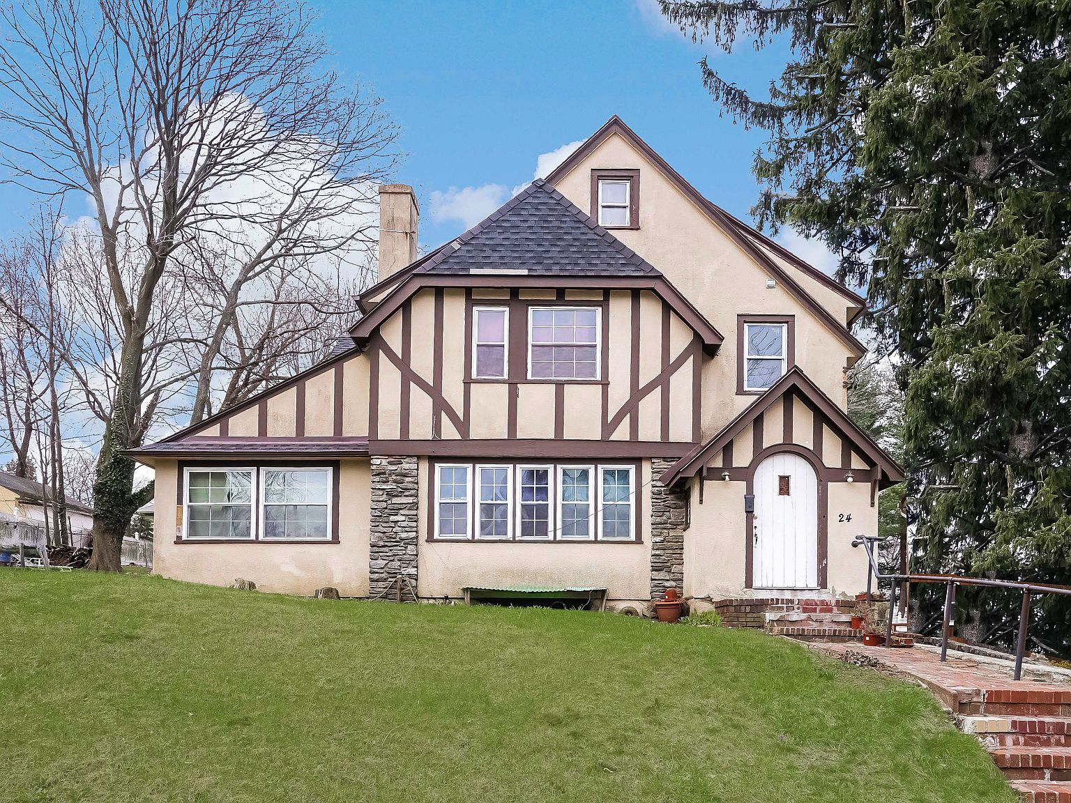 24 Old Mamaroneck Rd, White Plains, NY 10605 | Zillow