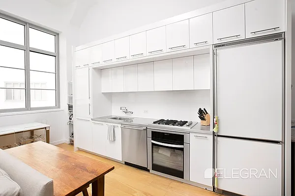 Rented by (Legacy) Elegran | media 3