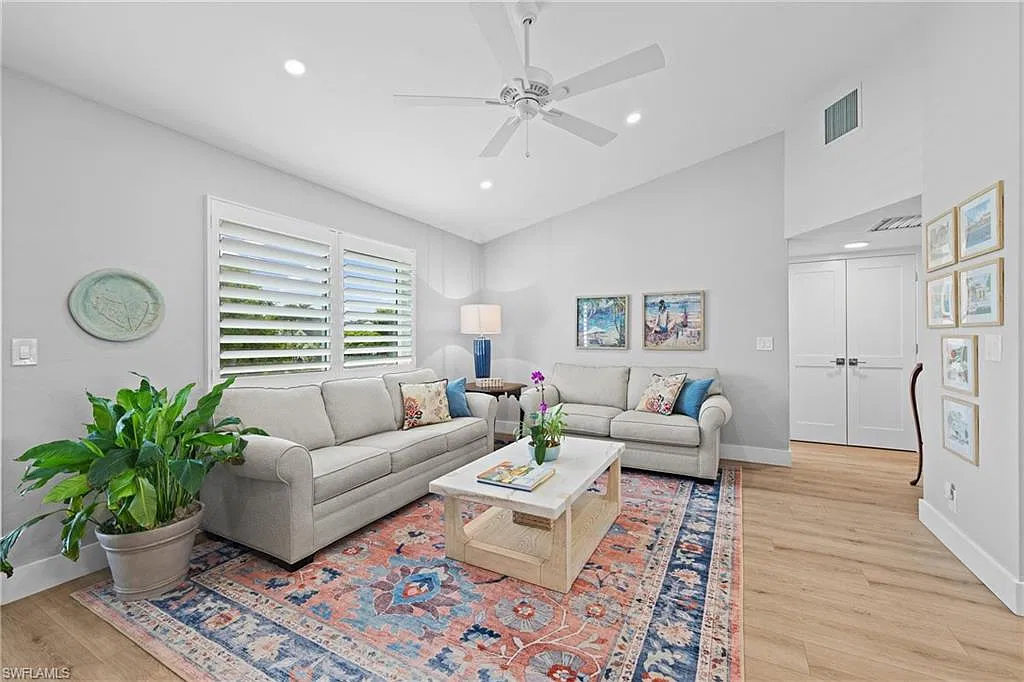 2 bed, 2.0 bath, 1250 sqft, $9,000 — Photo 2
