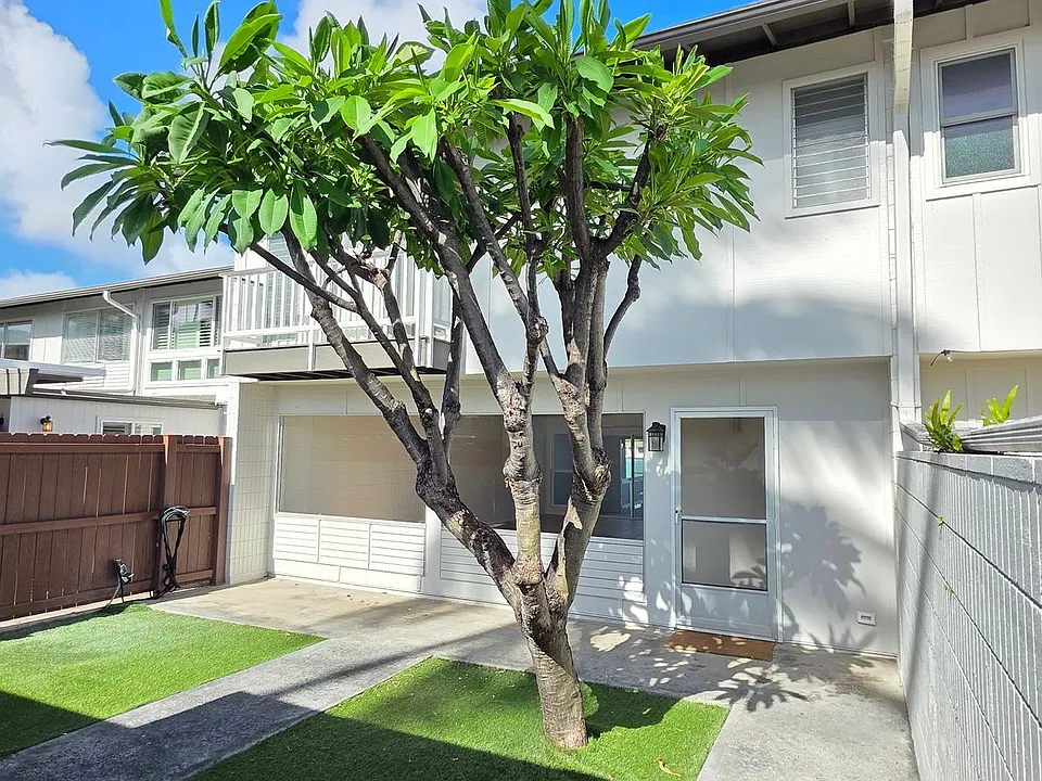 817 Koko Isle Cir #1408
