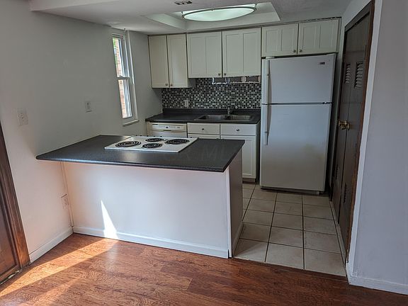 4th image of 115 W Ticonderoga Dr #6-E
