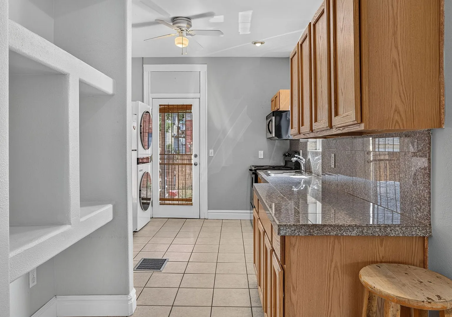 Beautiful Denver Townhome — Photo 3