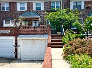 5840 79th St, Middle Village, NY