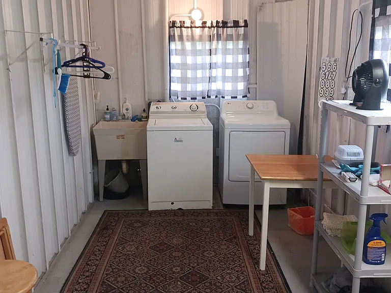 20 Joy Way — Photo 2