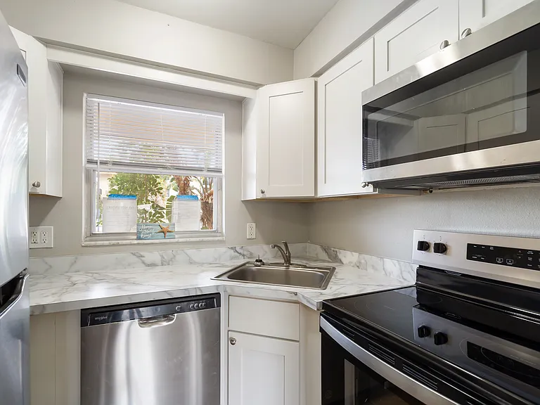 439 S Paula Dr S #106 — Photo 7