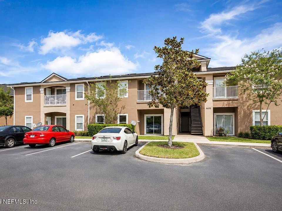 1st image of 9670 AMARANTE Circle #7