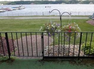 304 Bay Village Dr, Rochester, NY 14609