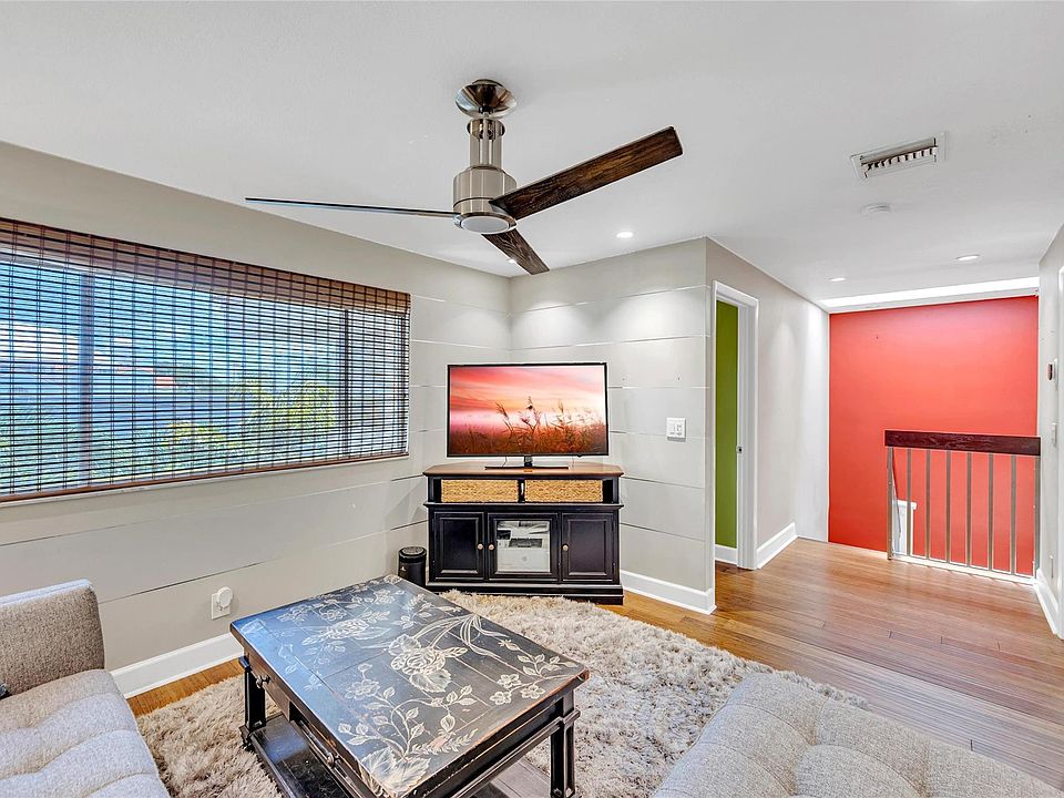 1st image of 1404 NE 9th Street #*