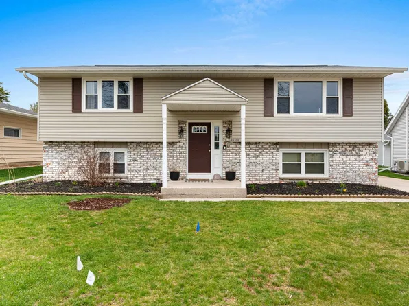 2320 N 36th St, Sheboygan, WI 53083