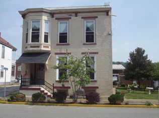 127 E 3rd St, Maysville, KY 41056