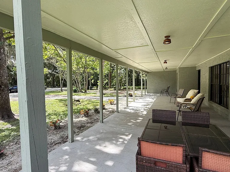 2200 Retreat Rd — Photo 9