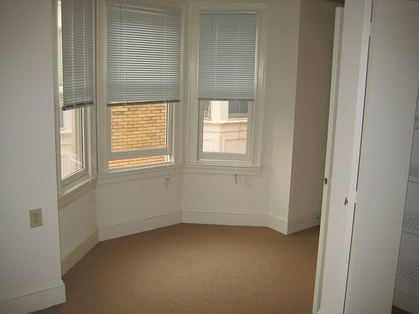 2nd image of 342 Bloom St