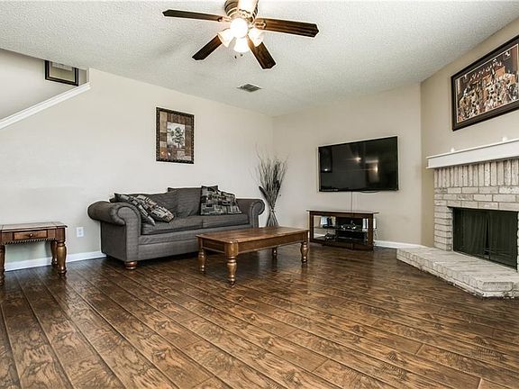 5th image of 2052 Plains Ct