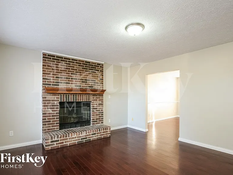 511 Palmyra Dr — Photo 3